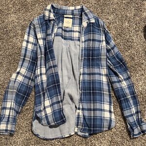 American Eagle Navy and White Plaid Shirt